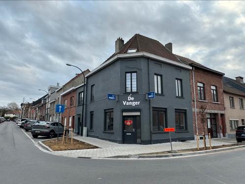 Te huur - Handelsruimte op toplocatie in Vilvoorde, Zakelijke goederen, Bedrijfs Onroerend goed, Bedrijfsruimte, Huur