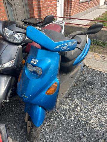 A&b klasse scooters;vanaf 100€  beschikbaar voor biedingen