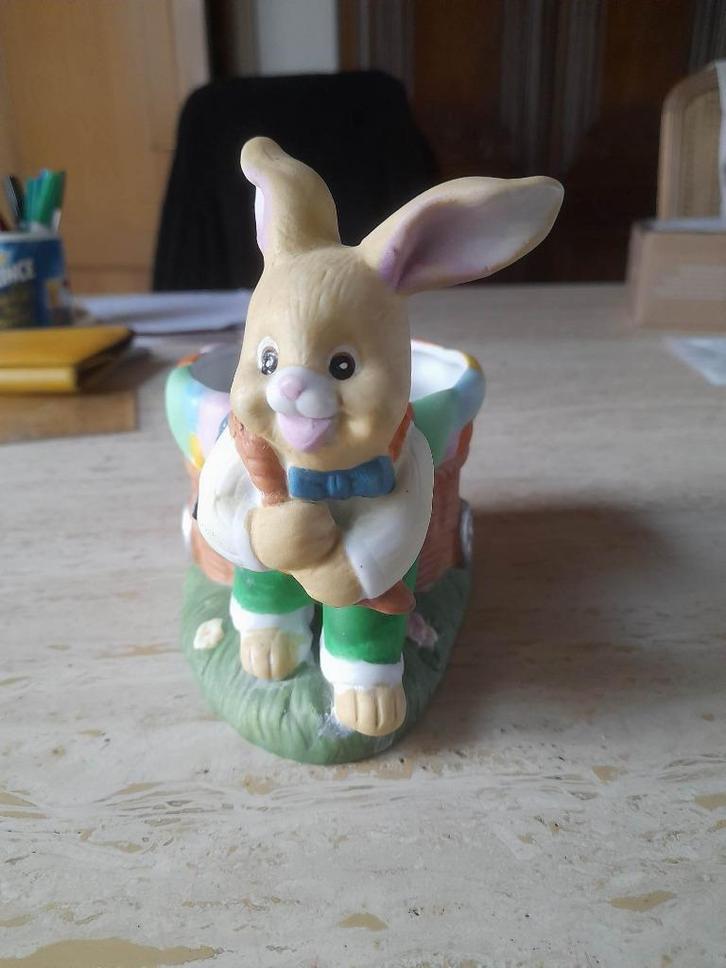 Beeld 'Paashaas met karretje erachter' van Ramsel Products, Antiek en Kunst, Kunst | Beelden en Houtsnijwerken, Ophalen of Verzenden