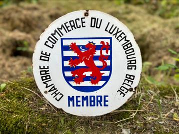 Emaiilebord beschikbaar voor biedingen