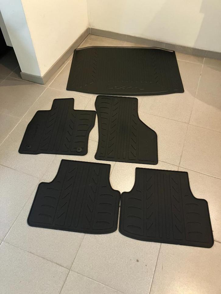 seat leon rubber mattenset origineel en nieuw!!, Auto-onderdelen, Interieur en Bekleding, Seat, Nieuw, Ophalen of Verzenden