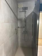 Douche (Receveur de douche+ Paroi en verre + Robinet), Enlèvement, Comme neuf, Douche