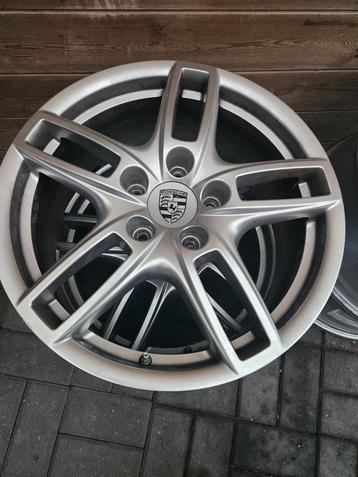 Nieuwe velgen Porsche Cayenne beschikbaar voor biedingen