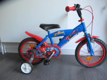 14 inch  + zijwieltjes jongen 3-5j: Spiderman als nieuw beschikbaar voor biedingen