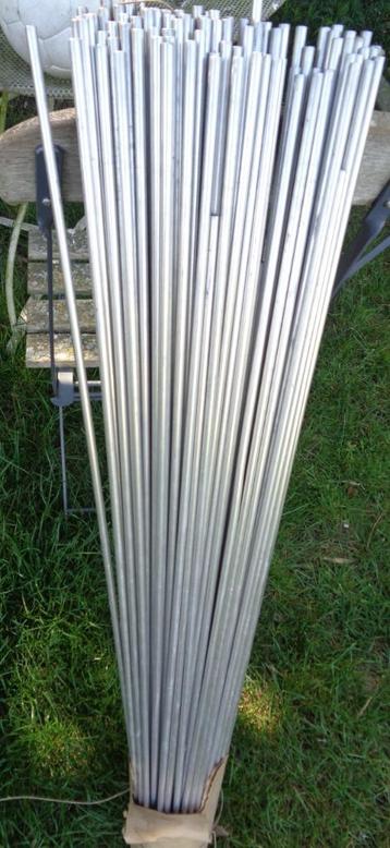 aluminium buisjes 900 stuks - diam. 9 mm x 1 m lang  beschikbaar voor biedingen