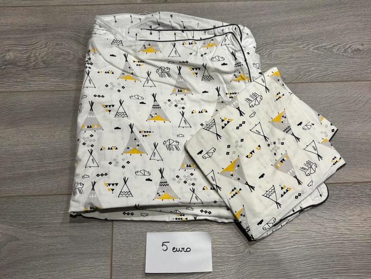 3 sets van lakentjes en kussensloop voor baybedje, Kinderen en Baby's, Kinderkamer | Beddengoed, Gebruikt, Dekbedovertrek, Grijs