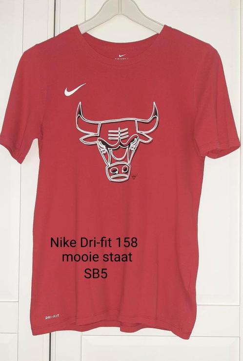 T.shirt Nike Dri fit Chicago Bulls, 158. Bon état., Enfants & Bébés, Vêtements enfant | Taille 158, Comme neuf, Garçon ou Fille