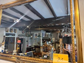 Brocante en Curiosa beschikbaar voor biedingen