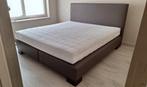 Boxspring versus velda donkerbruin, Huis en Inrichting, Ophalen, Gebruikt, 200 cm, 180 cm