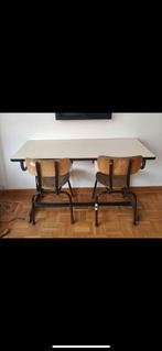 Retro kinderbureau met stoeltjes, Huis en Inrichting, Bureaus, Ophalen, Gebruikt, Bureau