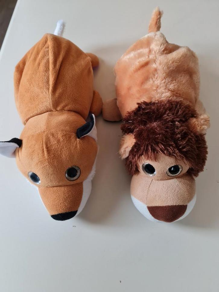 Omdraai knuffel - vos en Leeuw - Twee in een., Kinderen en Baby's, Speelgoed | Knuffels en Pluche, Zo goed als nieuw, Koe, Ophalen of Verzenden