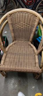 Twee tuinstoelen, Ophalen