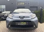Toyota Aygo X 1.0 VVT-i Pulse / 2025 / 900km / 10 jaar, 4 zetels, Blauw, Bedrijf, https://public.car-pass.be/vhr/00572914-7efd-4723-b976-47e1c45ab97a