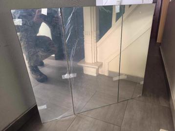 Badkamer kast Allibert met verlichting (nieuwe staat) beschikbaar voor biedingen