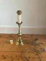 Bougie kitsch sur un chandelier classique à base de lampe en, Maison & Meubles, Bronze ou Cuivre, 25 à 50 cm, Chandelier, Utilisé