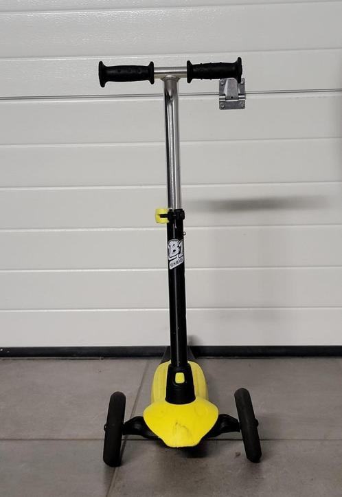 Oxelo - 3 wieler kinderstep - Geel/Zwart, Kinderen en Baby's, Speelgoed | Buiten | Voertuigen en Loopfietsen, Gebruikt, Loopvoertuig