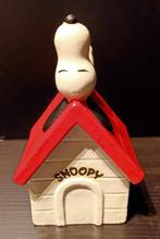 Tirelire vintage Snoopy Doghouse de Determined Production, Figurine de Bande dessinée ou de Dessin animé, Comme neuf, Enlèvement ou Envoi