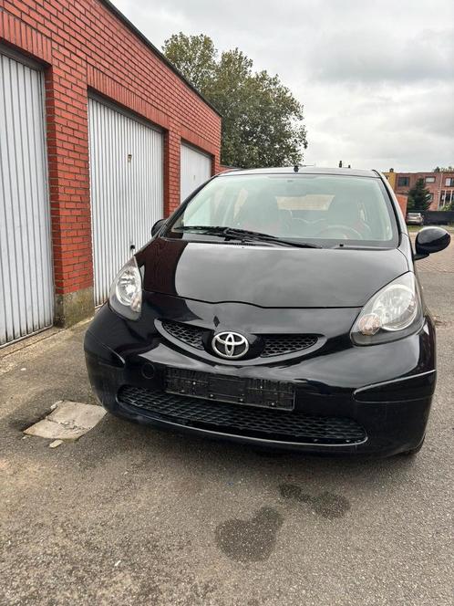 Toyota Aygo, Autos : Divers, Voitures accidentées, Essence, Enlèvement ou Envoi