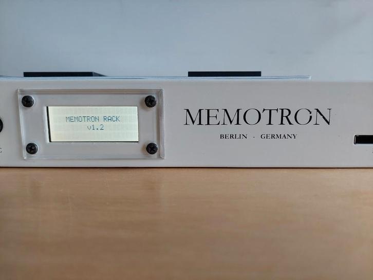 Memotron rack, Musique & Instruments, Synthétiseurs, Utilisé, Avec connexion MIDI, Enlèvement ou Envoi