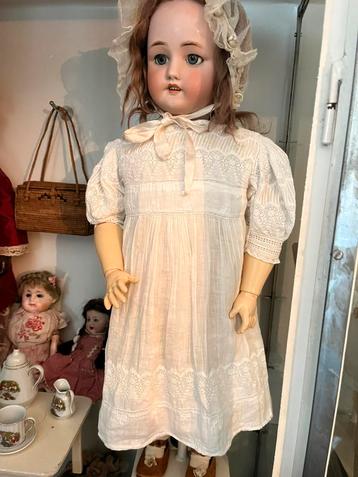 Grote antieke pop CM Bergmann S&H beschikbaar voor biedingen