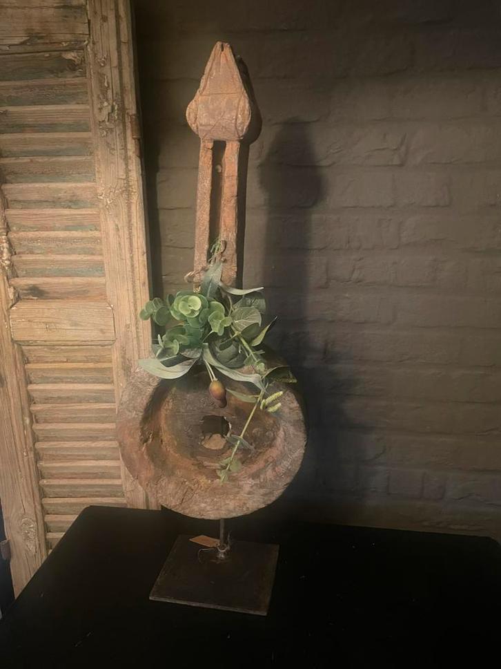 Houten vijzel XL op statief, Antiek en Kunst, Antiek | Gereedschap en Instrumenten, Ophalen