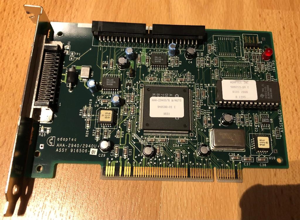 Adaptec AHA-2940/2940U Ultra Scsi controller PCI (bulk), Computers en Software, Harde schijven, Zo goed als nieuw, Desktop, Intern