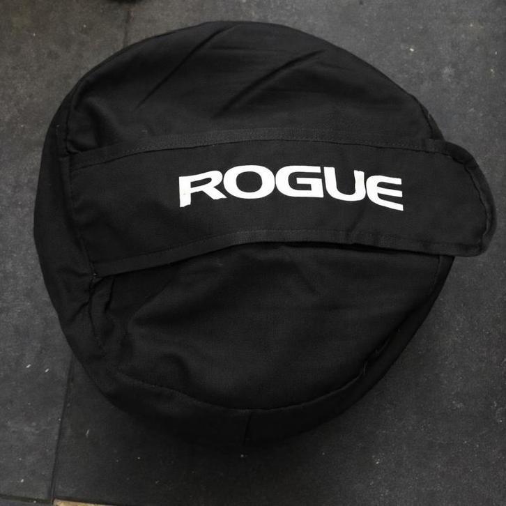 Roque Cyclone Strongman Sandbag- al gevuld, Sports & Fitness, Équipement de fitness, Comme neuf, Autres types, Bras, Jambes, Pectoraux