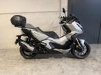 Honda ADV350 met topcase (bj 2022), Motoren, Scooter, Bedrijf, 350 cc, 12 t/m 35 kW