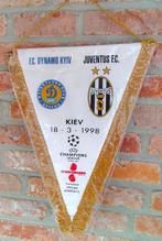 Dynamo Kiev - Juventus FC 1998 champions league voetbal vaan, Ophalen of Verzenden, Zo goed als nieuw, Spel