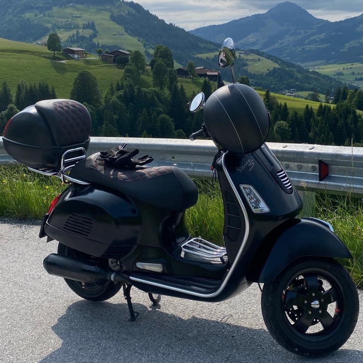 Vespa GTS 300, Motoren, Motoren | Piaggio, Particulier, Scooter, 12 t/m 35 kW, 1 cilinder, Minimaal motorrijbewijs A2, Ophalen