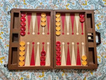 Rare Backgammon 1920s bakelite beschikbaar voor biedingen