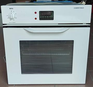 Oven AEG Competence B2100-W (wit) beschikbaar voor biedingen