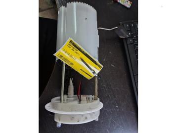 Benzinepomp van een Fiat 500 beschikbaar voor biedingen