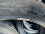 245/40r21 continental 70€ per stuk mét plaatsen 2454021, Ophalen of Verzenden