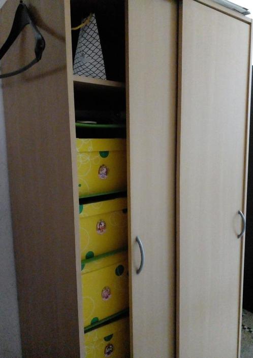 A donner gratuit, Huis en Inrichting, Kasten | Roldeurkasten en Archiefkasten, Gebruikt, Ophalen