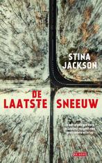 Te Koop Boek DE LAATSTE SNEEUW Stina Jackson, Stina Jackson, Scandinavië, Ophalen of Verzenden, Zo goed als nieuw