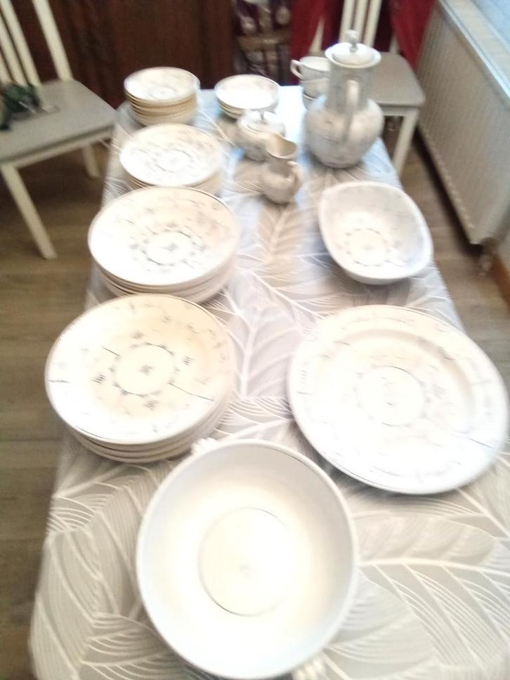 Lot de vaisselles Boch Copenhague, Antiquités & Art, Antiquités | Services (vaisselle) pièces, Enlèvement