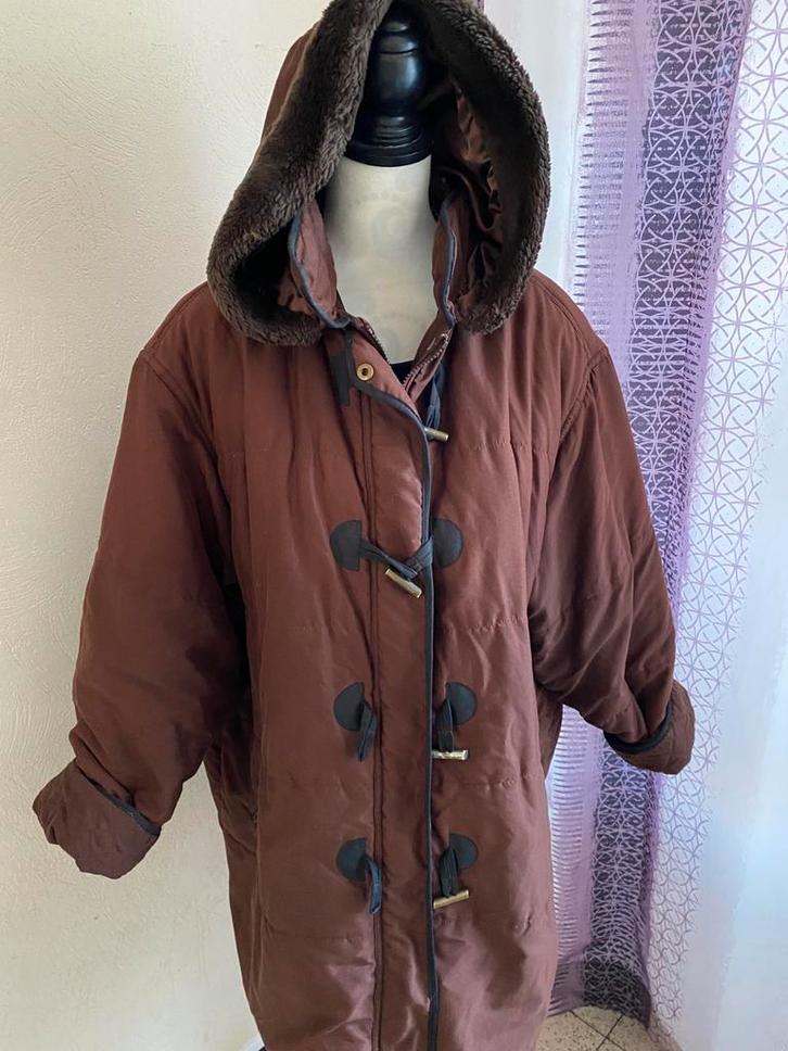 Bordeauxrode jas - TAILLISSIME - maat 52 - tijdloze stijl, Kleding | Dames, Grote Maten, Zo goed als nieuw, Ophalen of Verzenden