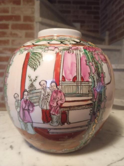 Antieke Handgeschilderde Chinese Porseleinen Vaas, Antiek en Kunst, Antiek | Porselein, Ophalen