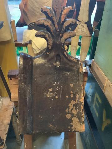 Middeleeuwse nokpannen ( Duitsland)  beschikbaar voor biedingen