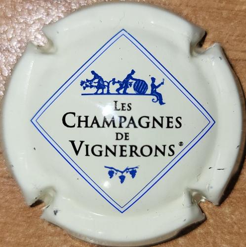 Capsule Champagne de VIGNERONS crème pâle/bleu nr 667f, Collections, Vins, Neuf, Champagne, France, Enlèvement ou Envoi