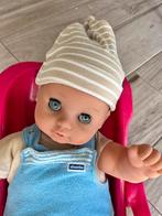Babypop incl kledij  50 cm groot in maxicosy * cw), Kinderen en Baby's, Ophalen of Verzenden, Gebruikt, Babypop