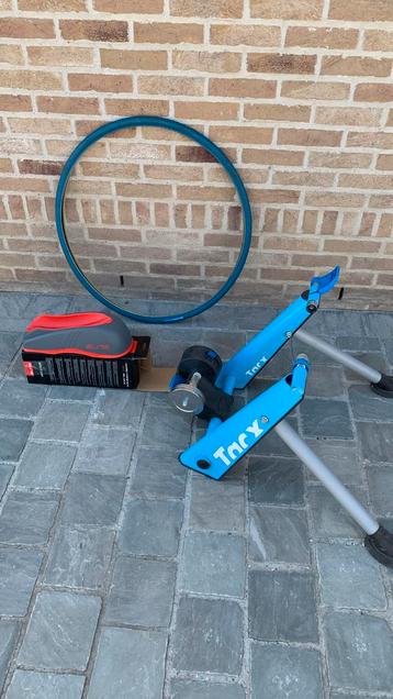 Tacx + tacx band + voorwiel steun Elite en Fietsstandaard, Ophalen, Zo goed als nieuw