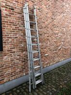 Ladder 3 x 10 treden, Doe-het-zelf en Bouw, Ladders en Trappen, Ophalen of Verzenden, Gebruikt, Ladder