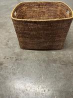rieten mand, Huis en Inrichting, Woonaccessoires | Schalen en Manden, Ophalen, Gebruikt, Ovaal, Mand