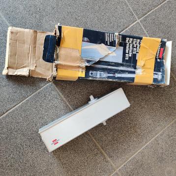 Rappelle de porte  beschikbaar voor biedingen
