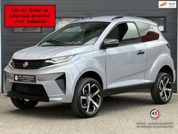 Aixam Crossover Premium Brommobiel 2024 1 eig 4900km Carplay beschikbaar voor biedingen