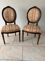 2 antieke stoelen, Enlèvement