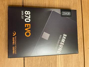 SSD 250 Go Samsung : NEUF DANS SA BOÎTE 30 euros/pièce, Enlèvement, SSD