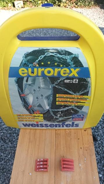 Sneeuwkettingen 10 euro  beschikbaar voor biedingen